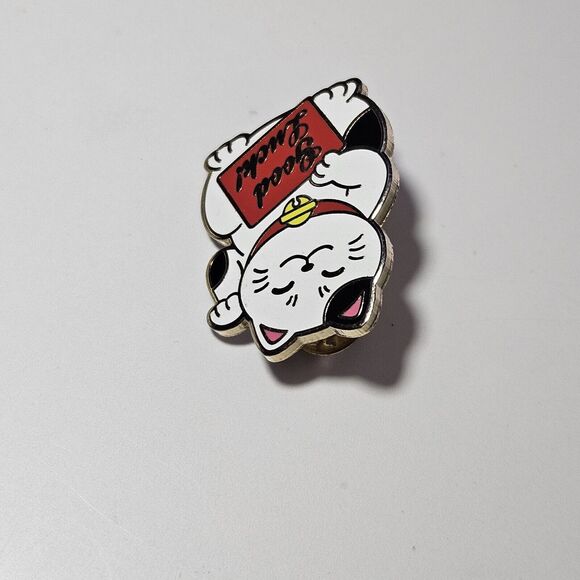 **Final Sale** Real Sic Gold Tone White And Black Enamel Good Luck Cat Pin - Picture 8 of 10